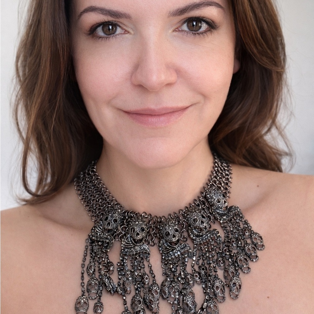Eyecandy Gothic Skull Statement Necklace Chainmail Rhinestone Choker Punk - Picture 5 of 5